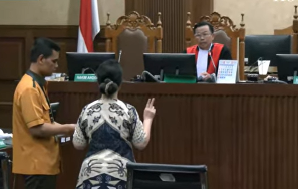 Pengacara Akui Serahkan Rp 5 Miliar ke Makelar Kasus Zarof Ricar